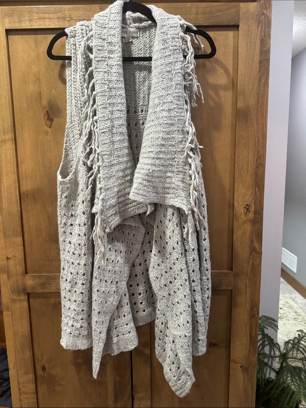 4X Knox Rose Cozy Open-Front Fringe Knit Vest - Light Gray